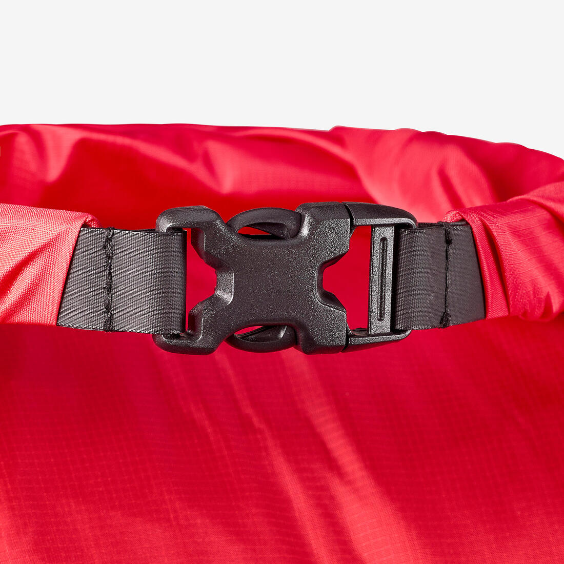 FUNDA IMPERMEABLE 22 L - Image 3
