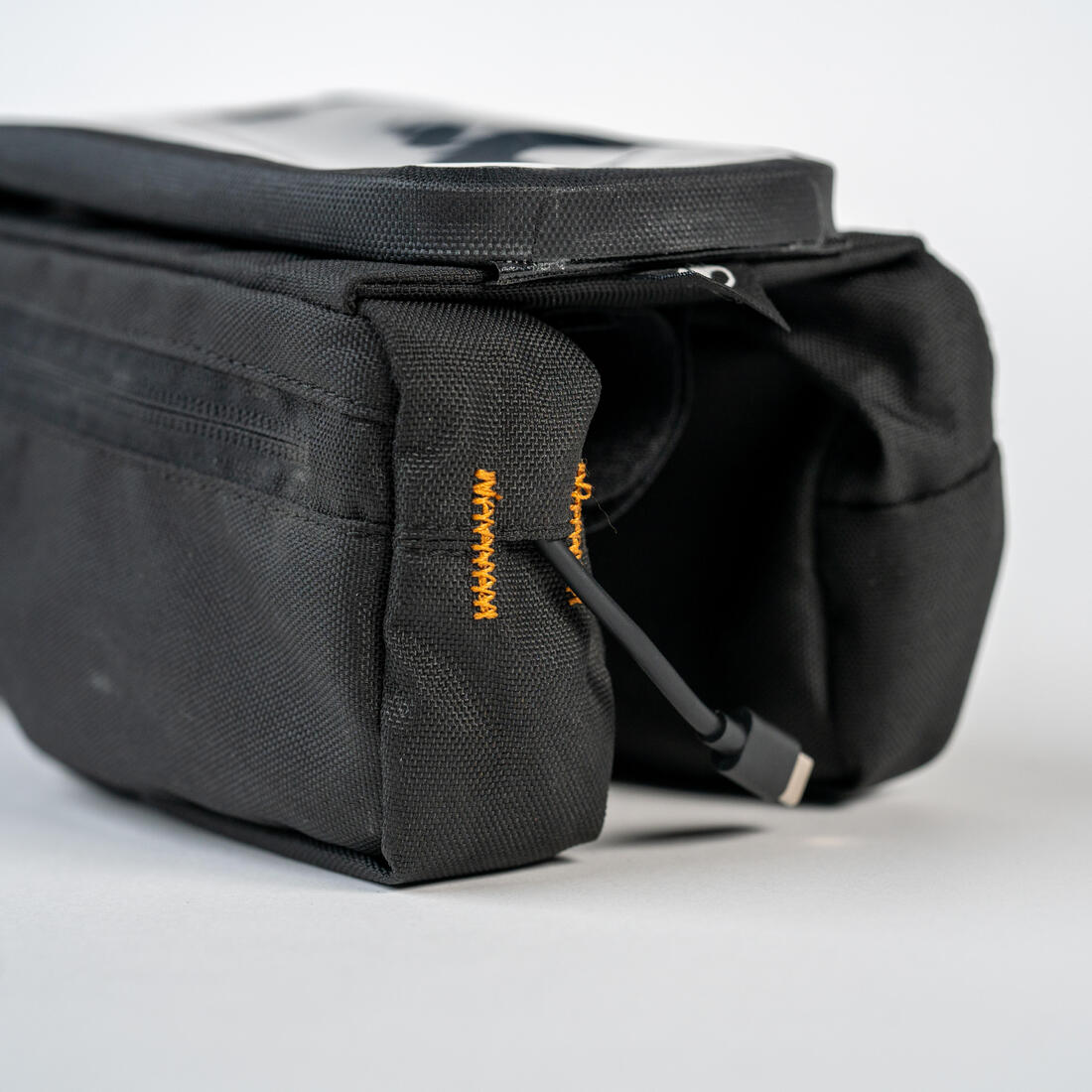 BOLSO MARCO BICICLETA ACTV 100 NEGRO SMARTPHONE 2X1 L - Image 6