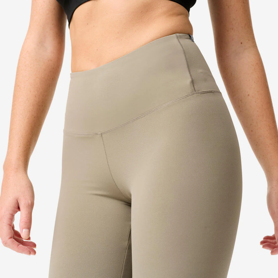 CALZA CORTA YOGA MUJER - Image 9