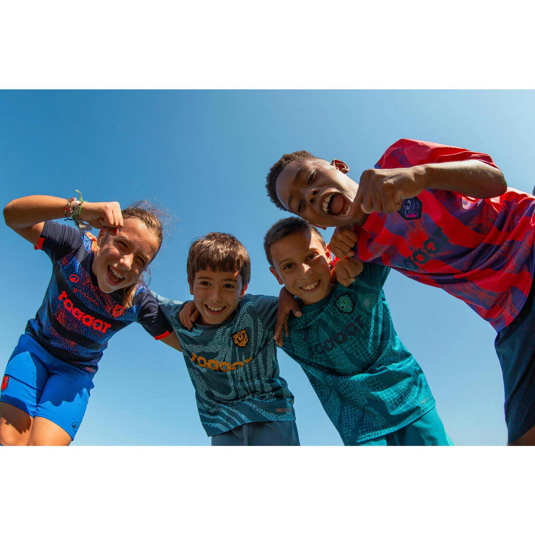 POLERA DE FÚTBOL NIÑO VIRALTO KIDS  MC ROARR RINOCERONTE RAYAS - Image 9