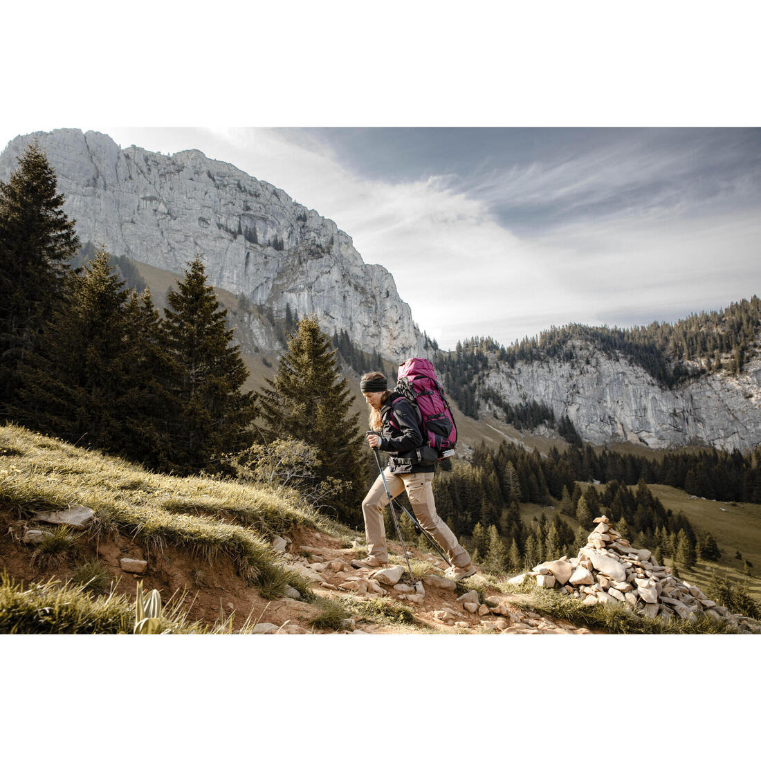 CHAQUETA SOFTSHELL CORTAVIENTO MUJER MT500 - Image 7