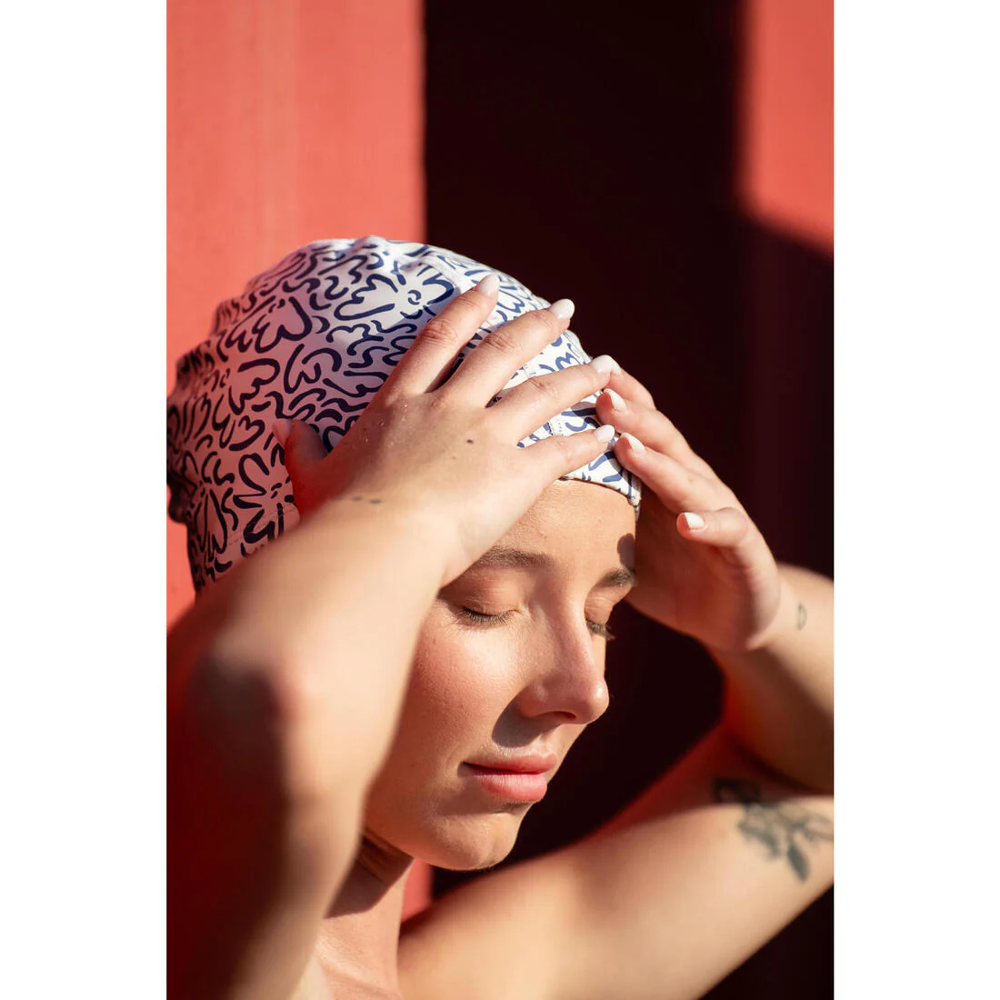GORRO NATACIÓN LINE BLANCO ROJO PUNTO REVESTIDO TEJIDO ESTAMPADO TALLA M - Image 32