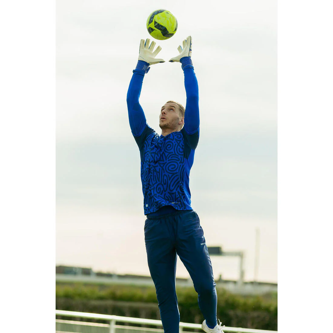 GUANTES ARQUERO ADULTO F500 VIRALTO SHIELDER BLANCO - Image 15