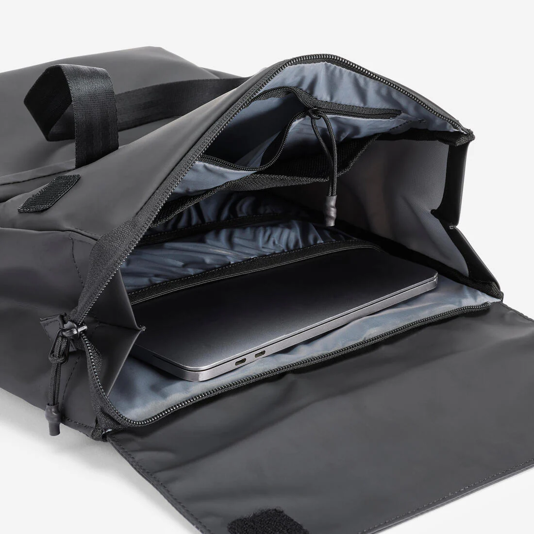MOCHILA IMPERMEABLE 15 L COMPARTIMENTO PC - Image 5