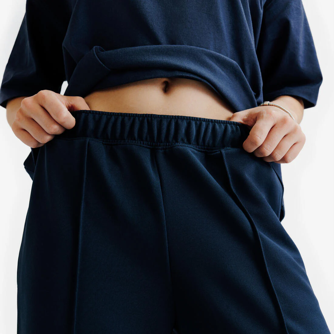 Pantalón de chándal mujer, Heritage, azul marino - Image 3