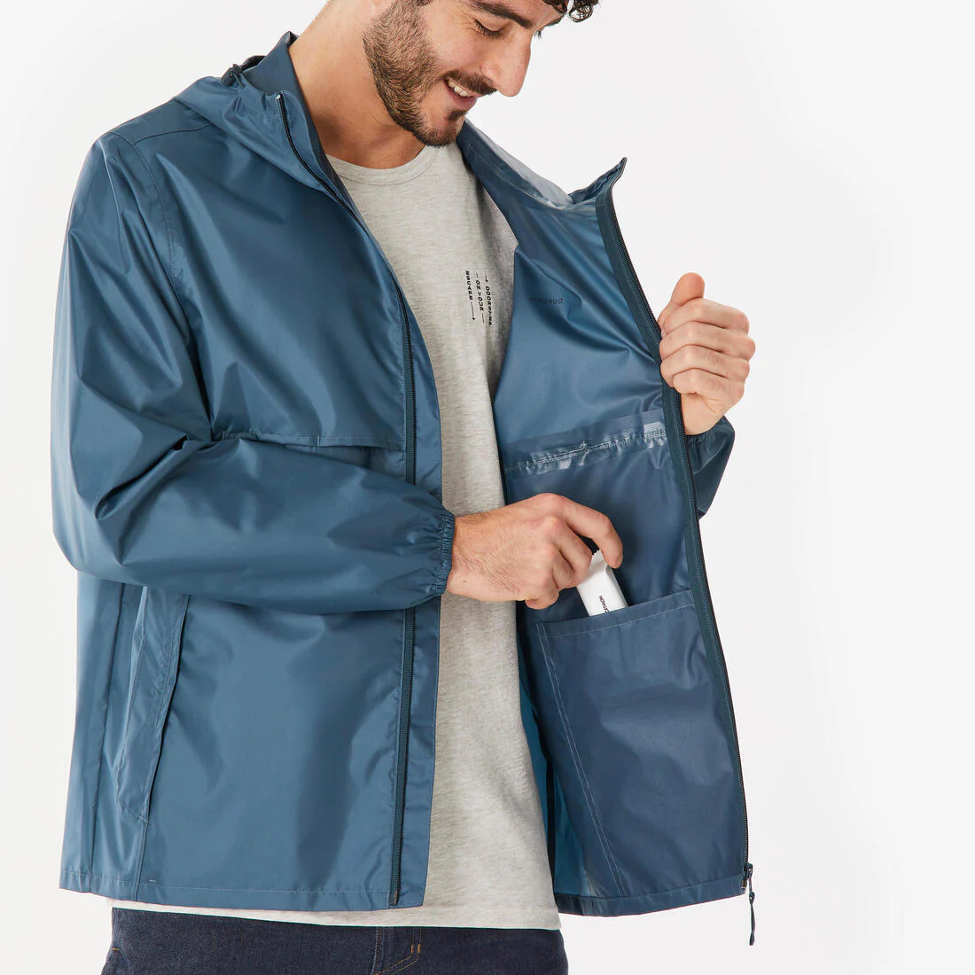 CHAQUETA IMPERMEABLE DE SENDERISMO HOMBRE CIERRE COMPLETO - Image 10