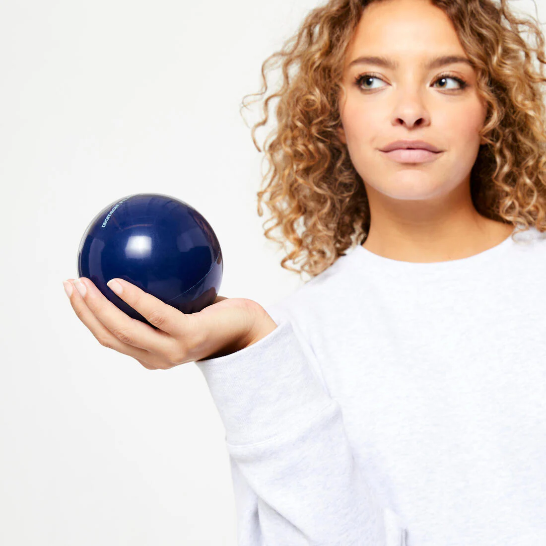 PELOTA CON PESO PILATES 900 G - Image 3