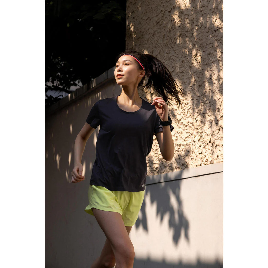 POLERA DE RUNNING TRANSPIRABLE MUJER KIPRUN RUN 100 - Image 16