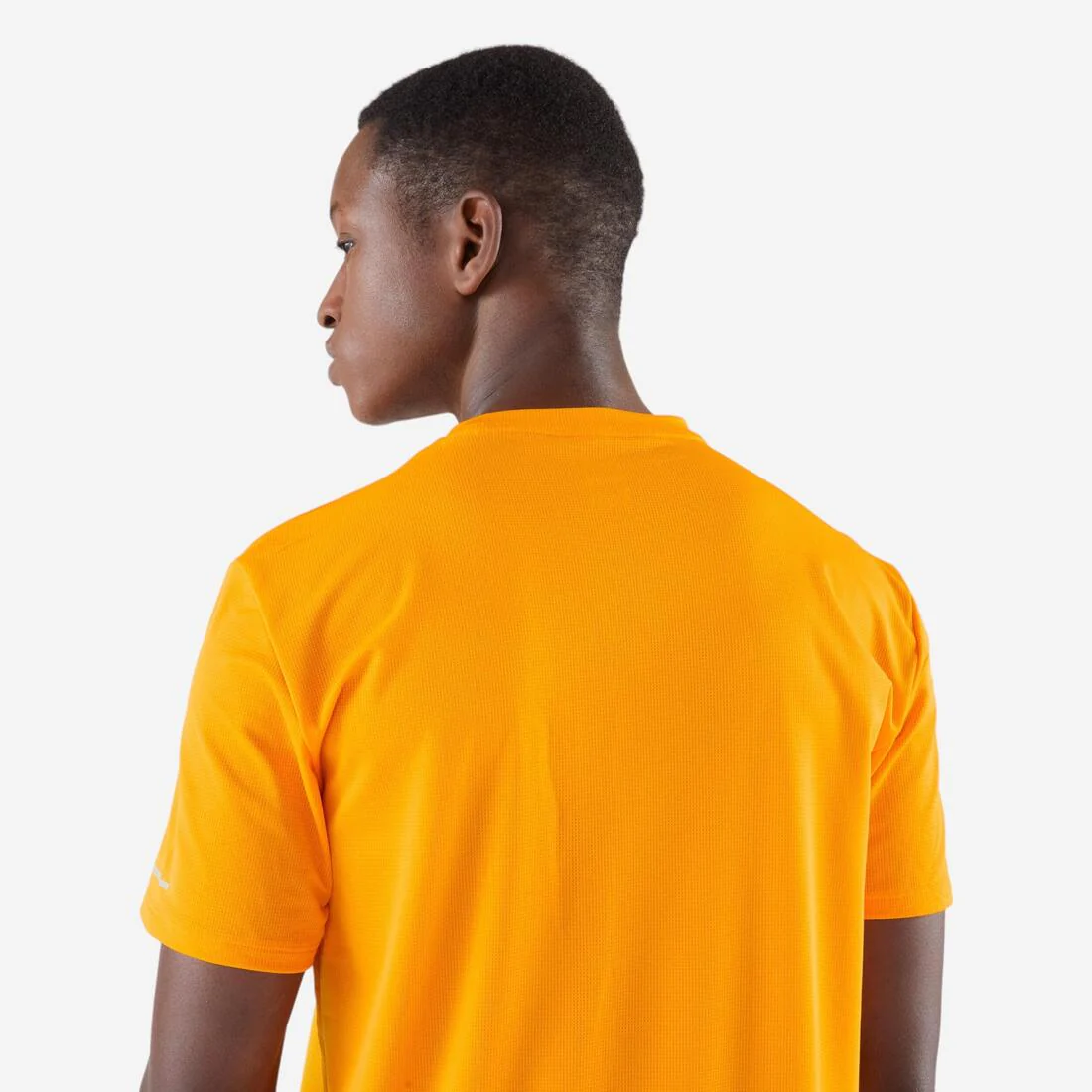 POLERA RUNNING TRANSPIRABLE HOMBRE DRY 500 - Image 19