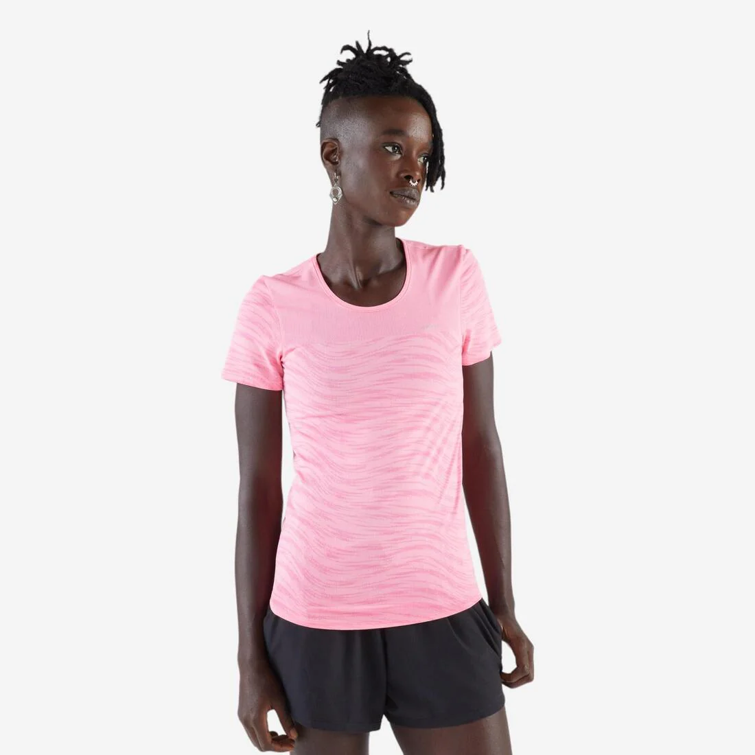 POLERA SIN COSTURAS MUJER KIPRUN RUN 500 COMODIDAD