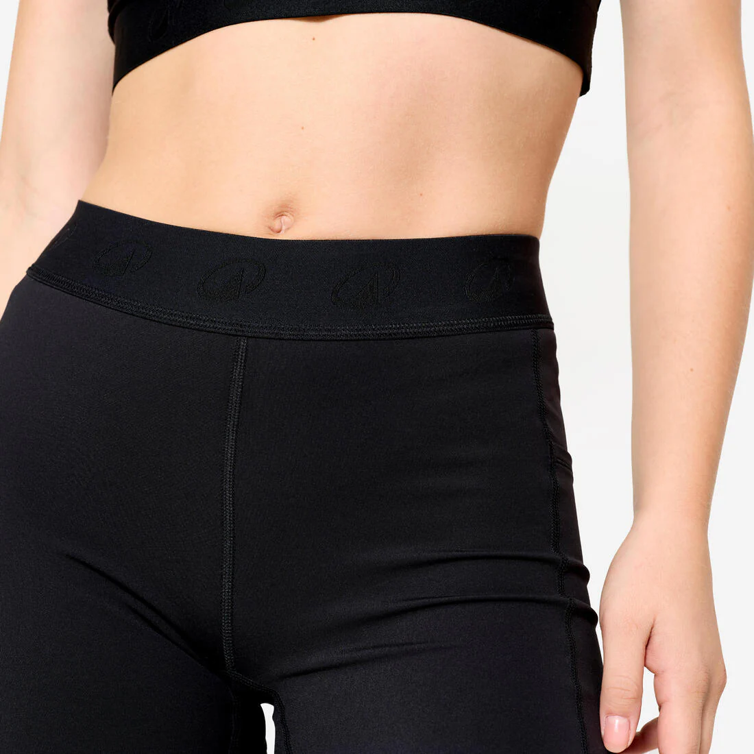 Pantalón Corto Fitness Training Negro Cintura Elástica - Image 5