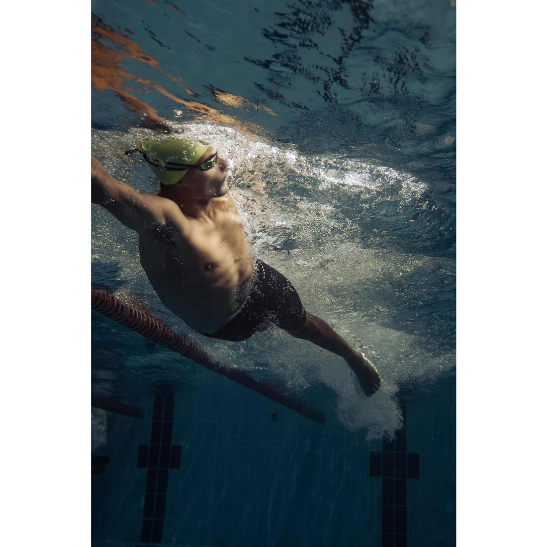 TRAJE DE BAÑO NATACIÓN FITI NEGRO HEXÁGONO - Image 26